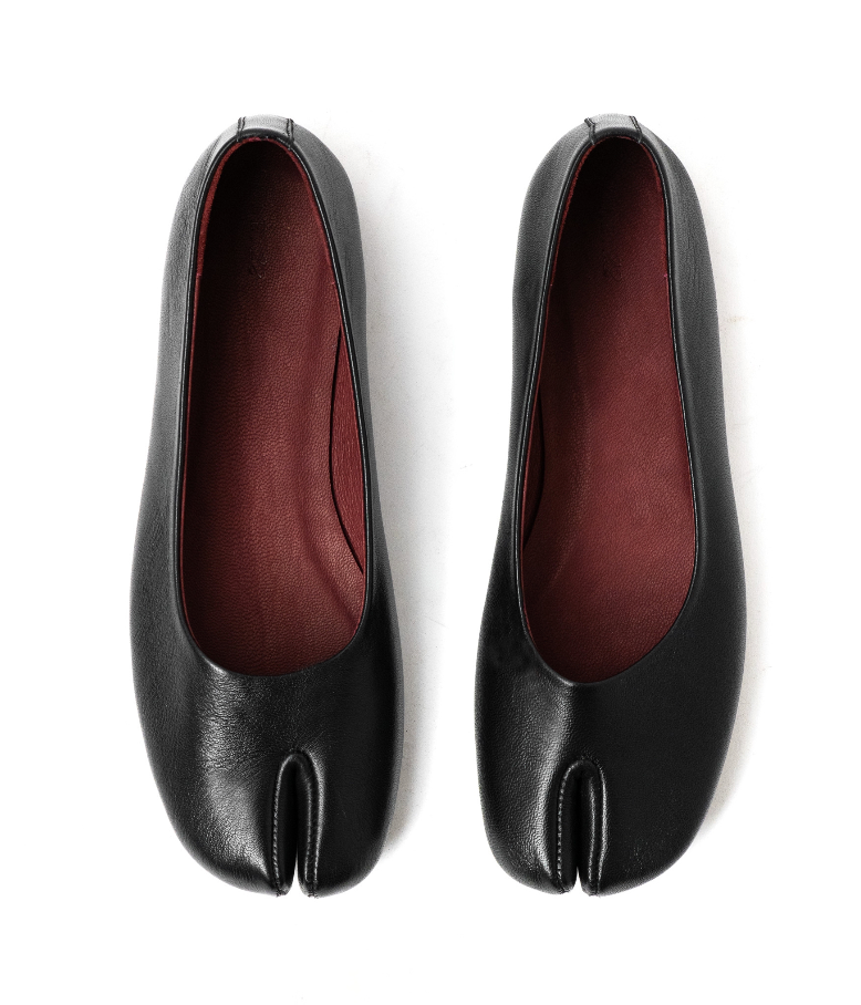 The Split - Black Leather Flats