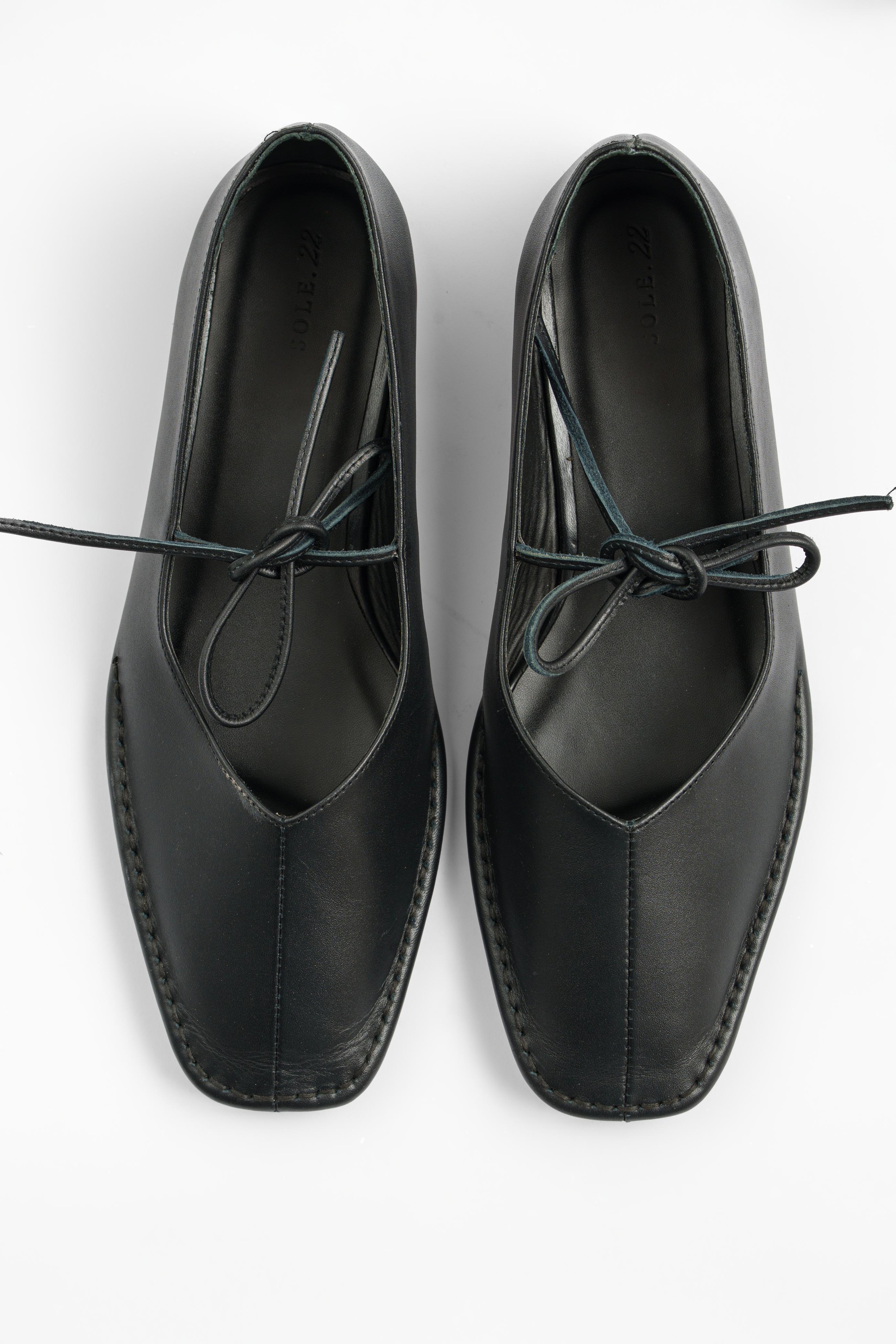 Quadra Leather Ballet Flats - Black